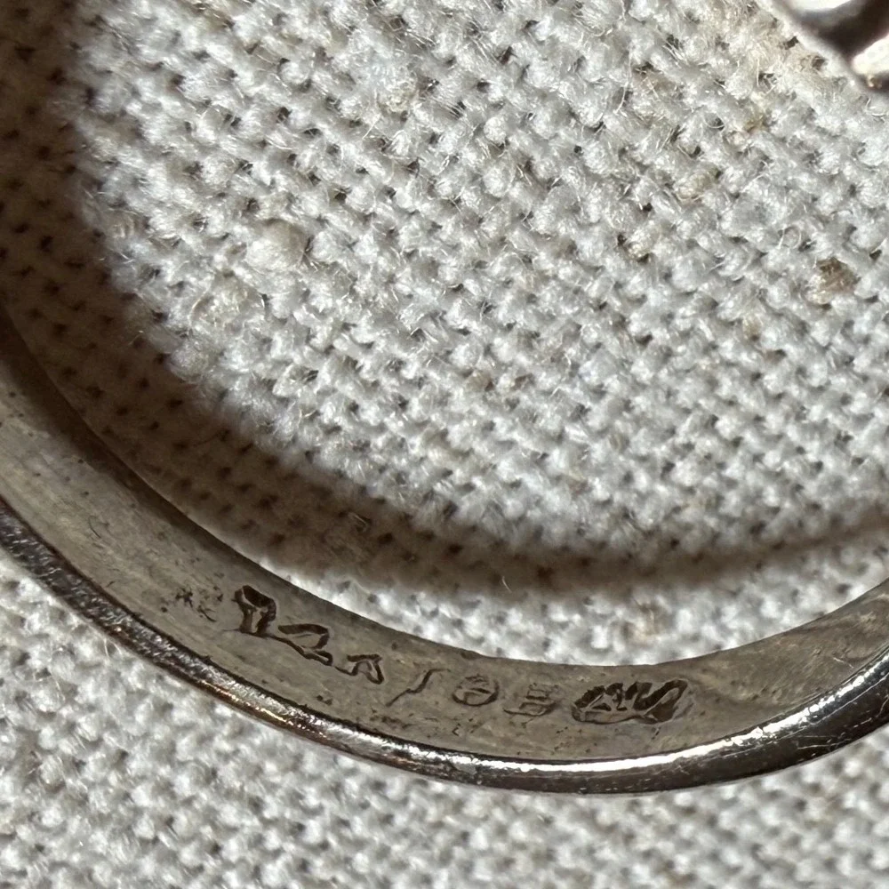 Vintage 14Kt ge silver tone Black cabochon Bypass Ring‎ Size 7.5 Flaws